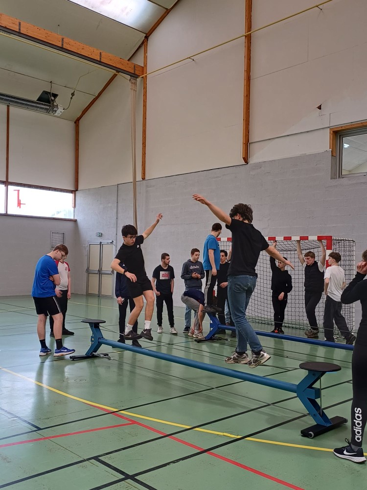 SPECTACLE et ATELIERS