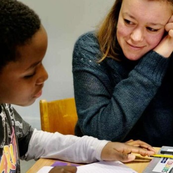 avec-et-pour-les-jeunes-montebourg__