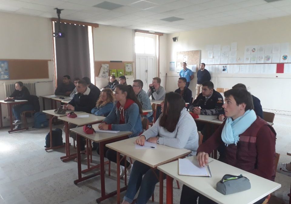 Les Jeunes Agriculteurs de la Manche rencontrent les terminales